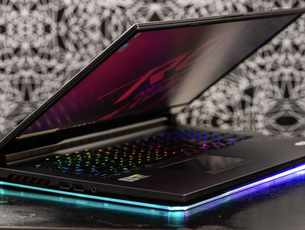 Asus CUK ROG Strix Scar 17 Gaming Laptop