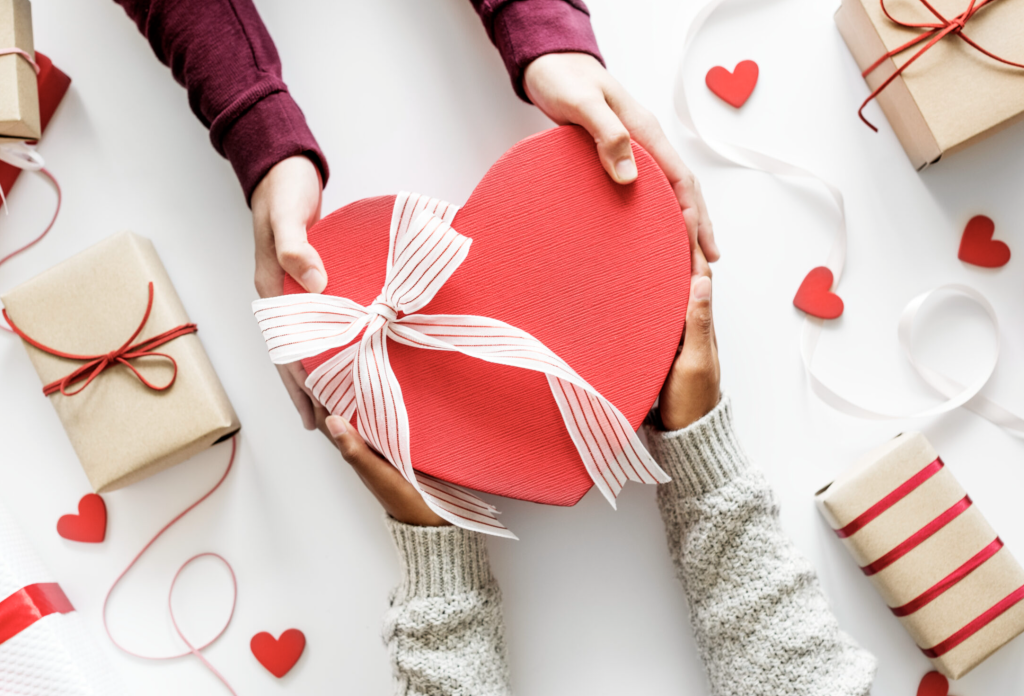 Top 4 Gift Ideas For Your Partner This Holiday Season