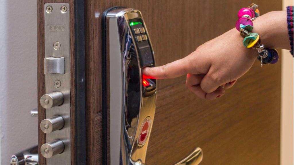 From Keys to Keyless How Smart Locks and Apps Are Transforming Condo Security